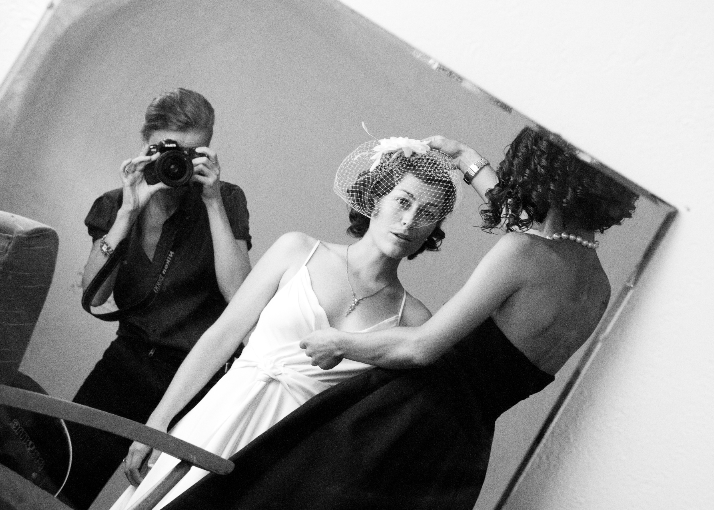 Buzzy Photography About - Bride Prep